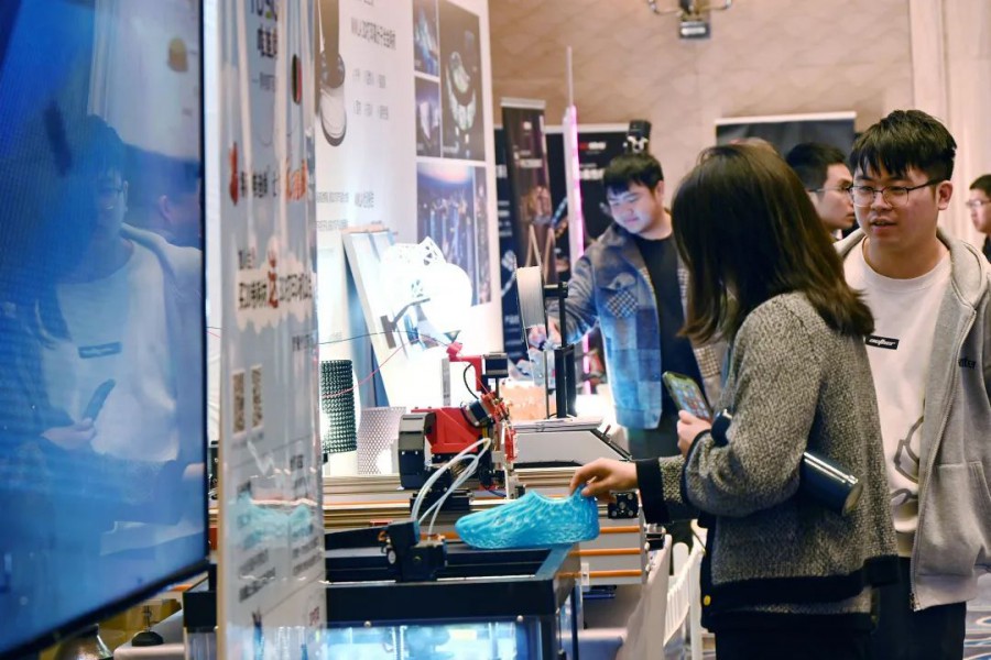 1704190262134745D729.jpg 58.jpg