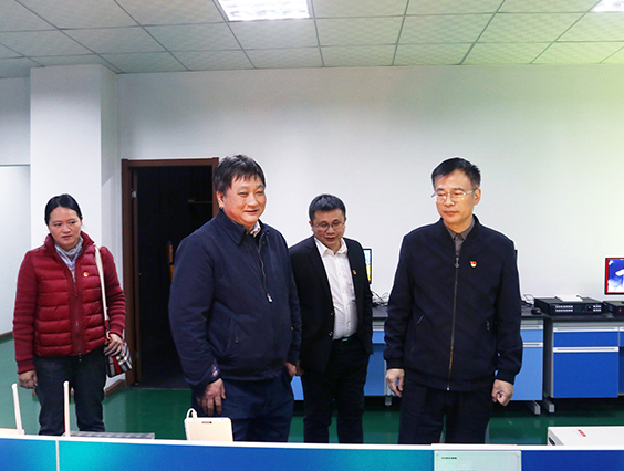 杭州市貿(mào)促會(huì)會(huì)長(zhǎng)鄭榮新一行蒞臨勇電參觀指導(dǎo)！